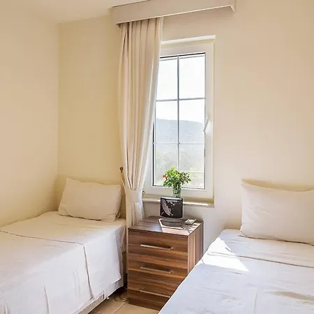 Nazar, Lavanta, Kalkan Βίλα